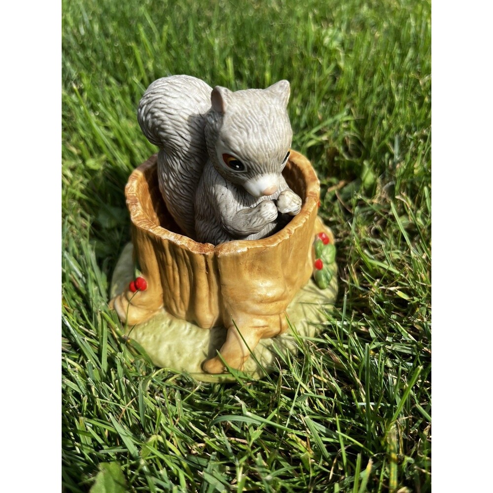 Woodland Surprises SQUIRREL Franklin Mint Porcelain Jacqueline B. Smith 1984
